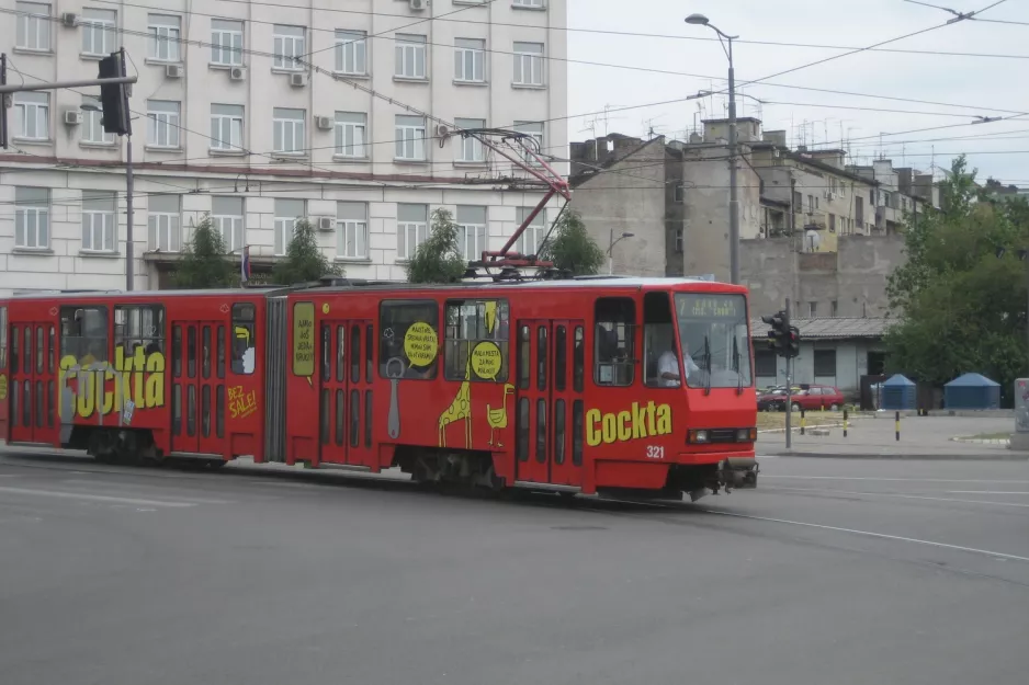 Beograd sporvognslinje 7 med ledvogn 321 på Karađorđeva (2008)