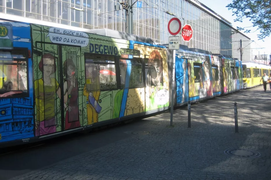 Berlin hurtiglinje M4 ved S+U Alexanderplatz/Gontardstraße (2007)