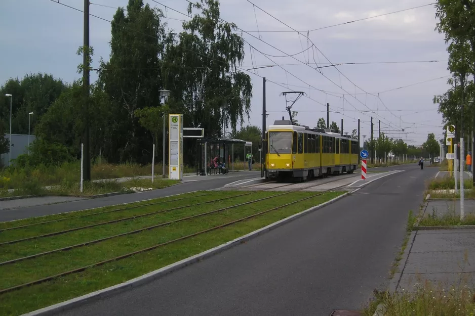 Berlin sporvognslinje 60 ved Adlershof, Karl-Ziegler-Str. (2011)