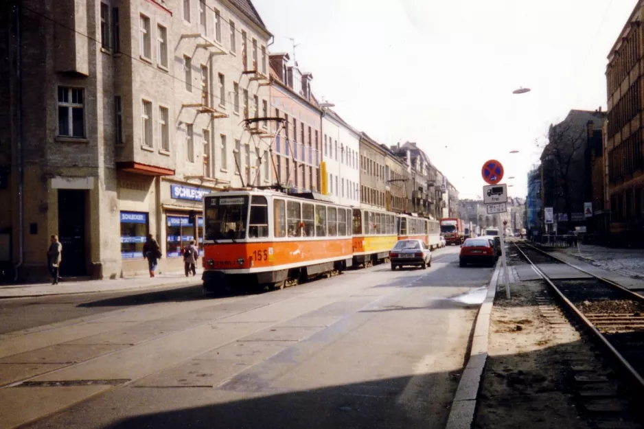 Berlin sporvognslinje 61 med motorvogn 219 155-2 nær Firlstr. (1994)