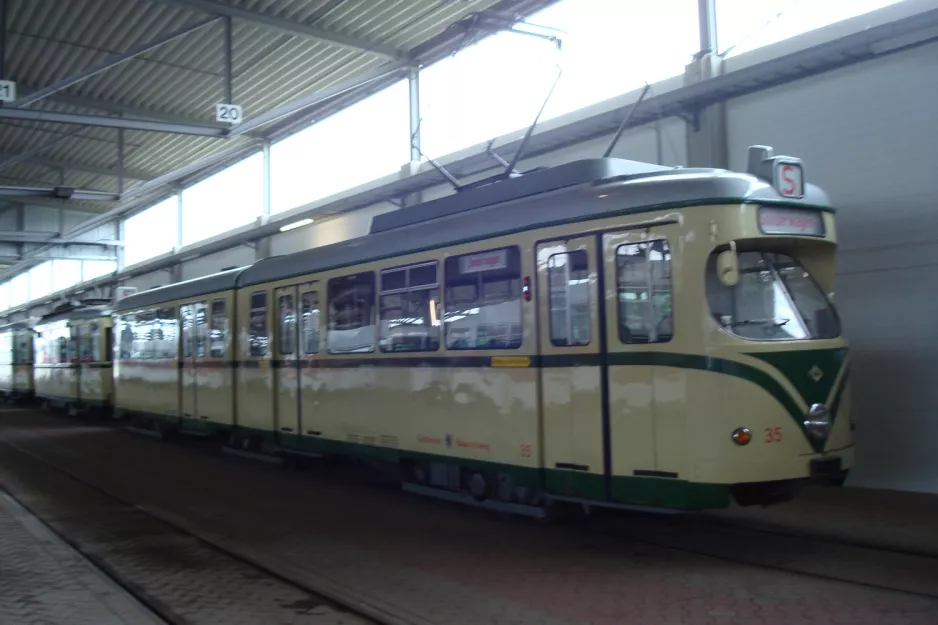 Braunschweig museumsvogn 35 inde i Verkehrs-Gmbh (2012)