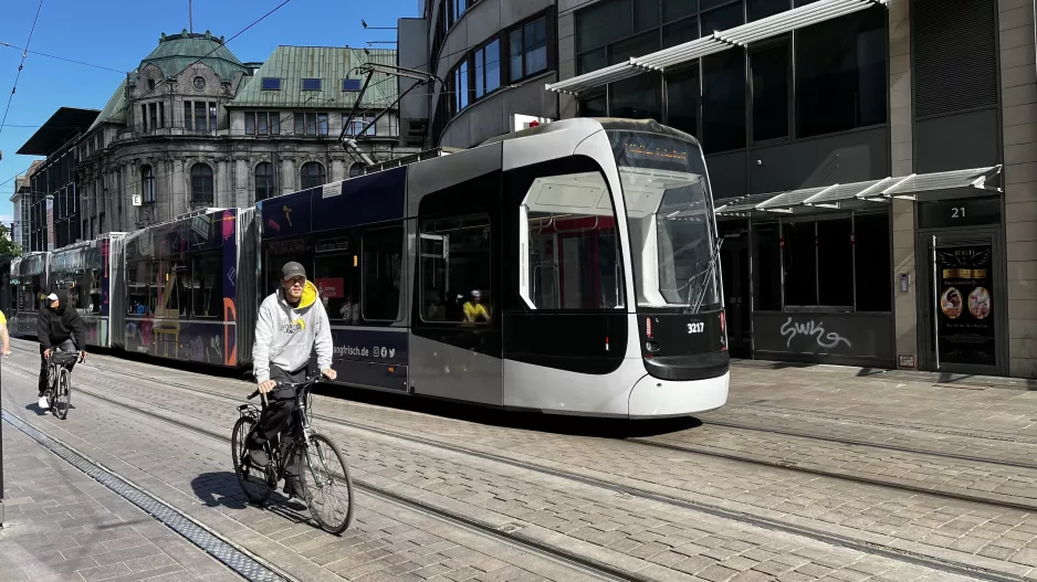 Bremen lavgulvsledvogn 3217 tæt på Am Brill (Hutfilter-/Obernstraße) (2022)