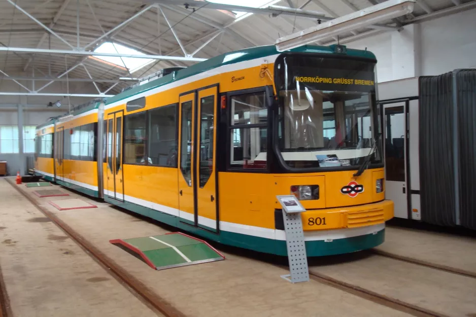 Bremen lavgulvsledvogn 801 "Bremen" på Das Depot (2013)