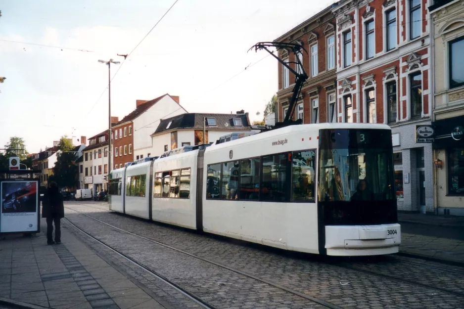 Bremen sporvognslinje 3 med lavgulvsledvogn 3004 ved St. Jürgen Str. (2003)