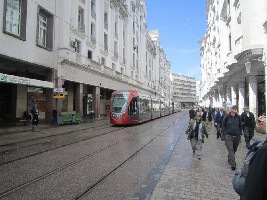 Casablanca sporvognslinje T1  nær Marché Central (2018)