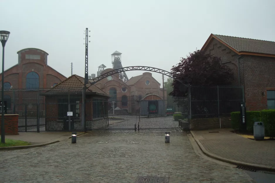 Charleroi foran Le Bois du Cazier (2014)