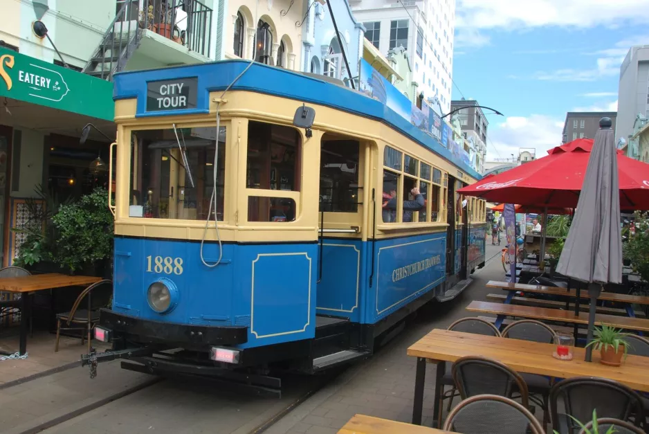 Christchurch Tramway line med motorvogn 1888 på New Regent Street (2023)