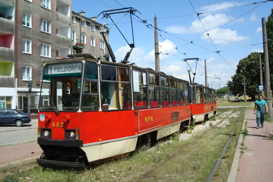 Częstochowa sporvognslinje 1 med motorvogn 603 ved Raków Dworrzec PKP (2008)