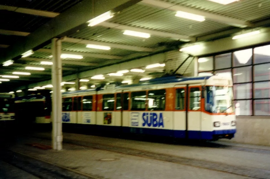 Darmstadt ledvogn 7601 inde i HEAR mobilo Böllenfalltor (2001)