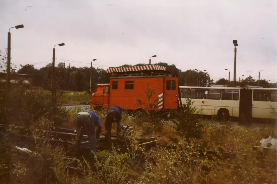 Dresden autotårnvogn ved Prohlis Gleisschleife (1990)