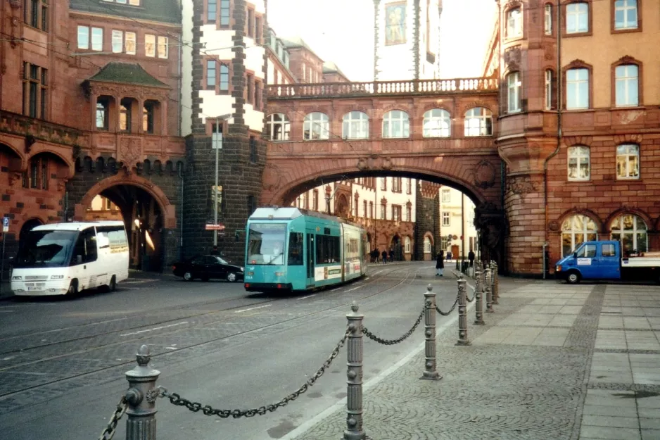 Frankfurt am Main sporvognslinje 11  på Paulsplatz (2001)