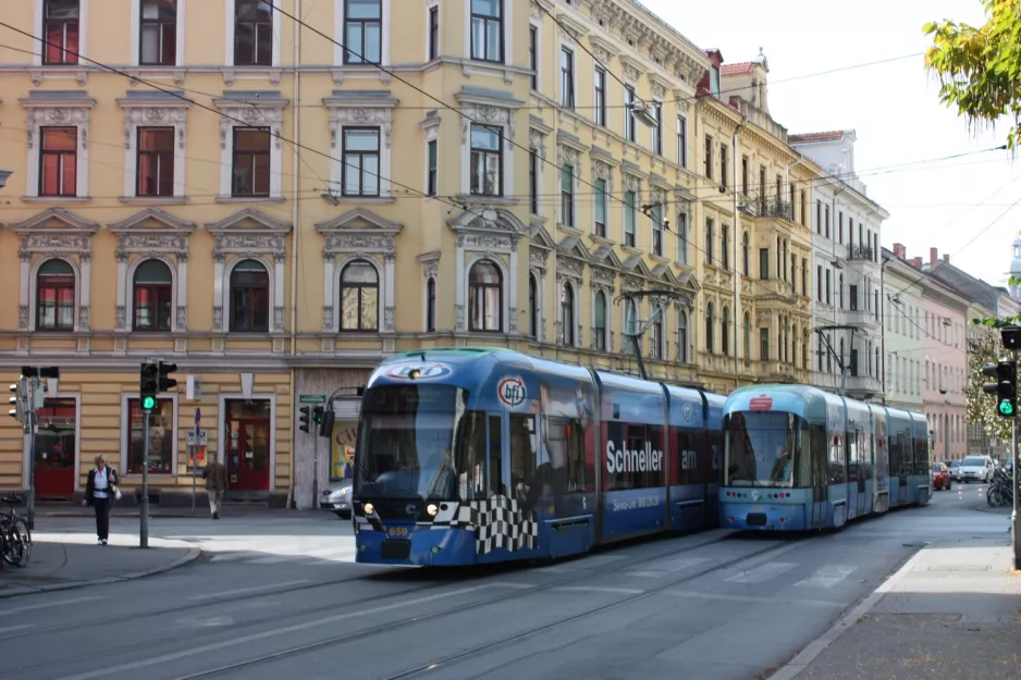 Graz ekstralinje 3 med lavgulvsledvogn 659 på Sparbersbachgasse (2008)