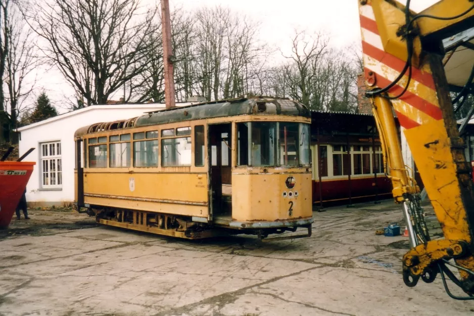 Hannover motorvogn 2 foran Straßenbahn-Museum (2004)