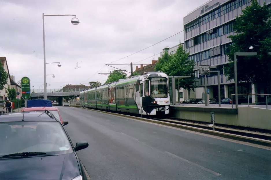 Hannover sporvognslinje 1 ved Döhrener Turm (2006)