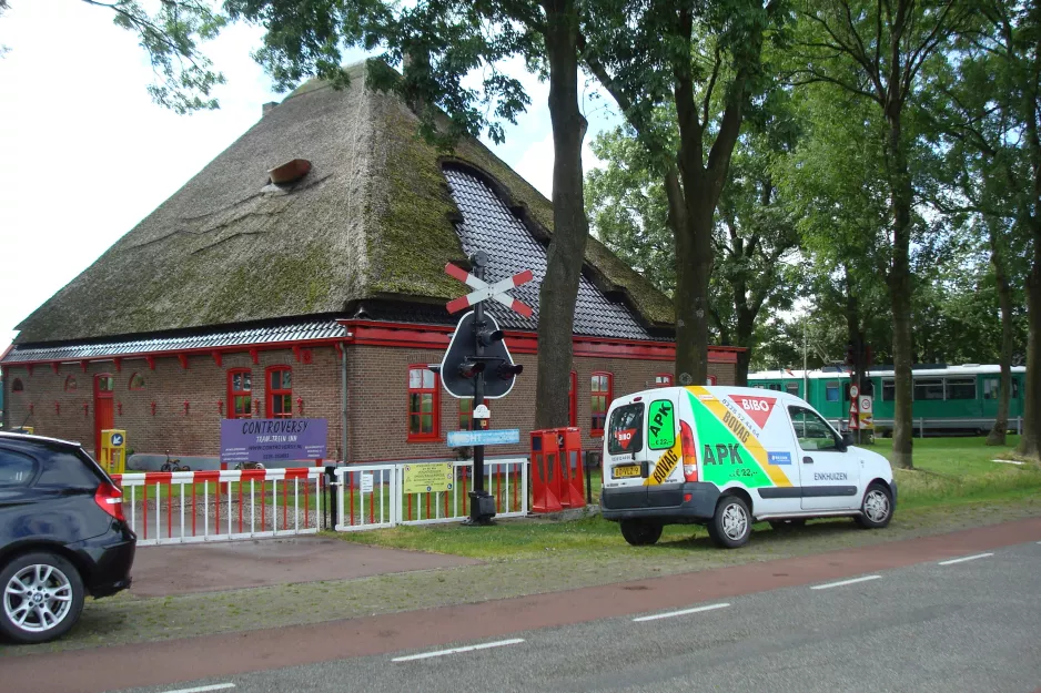 Hoogwoud foran Hotellet Controversy Tram Inn (2014)