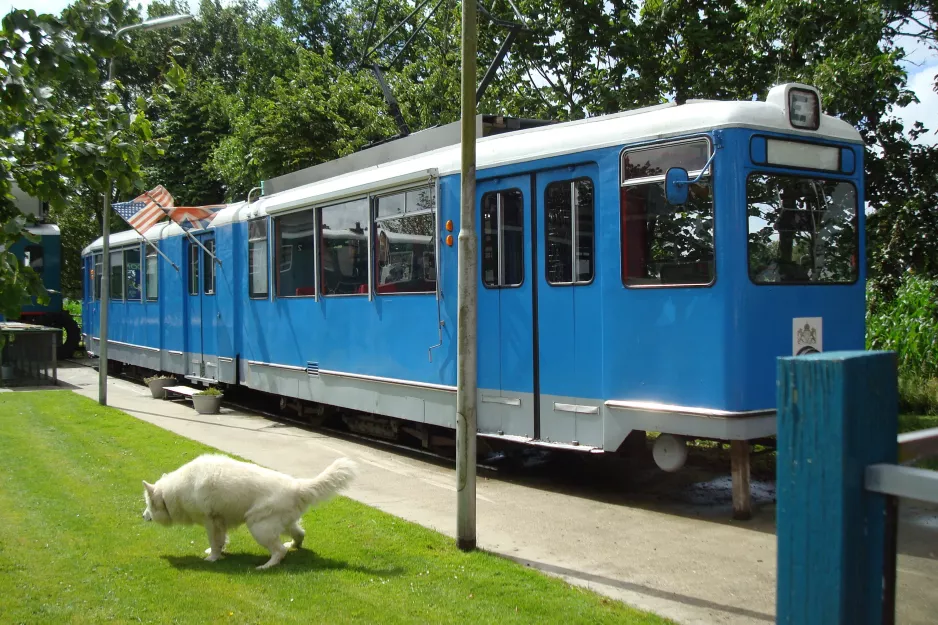 Hoogwoud ledvogn 1208 ved Hotellet Controversy Tram Inn (2014)