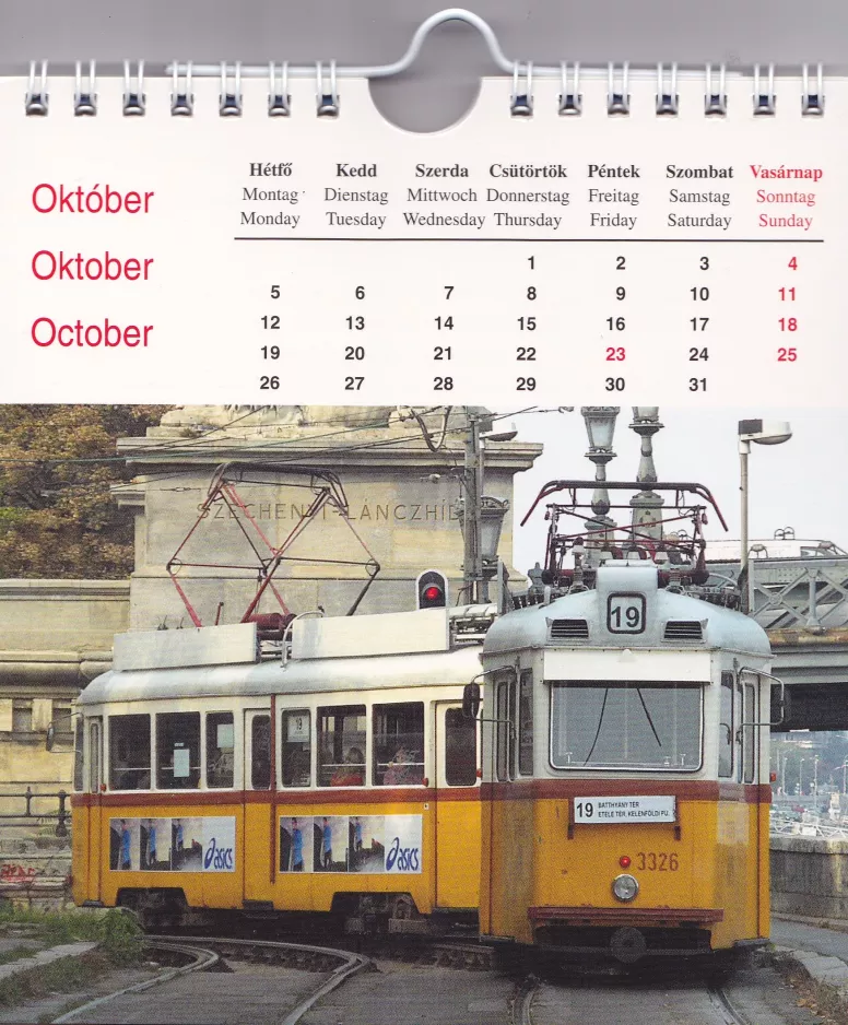 Kalender: Budapest sporvognslinje 19 med motorvogn 3326 ved Széchenyi Lánchíd (2006)