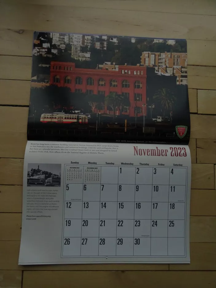 Kalender: San Francisco F-Market & Wharves med motorvogn 1079 nær Embarcadero & Sansome (2023)