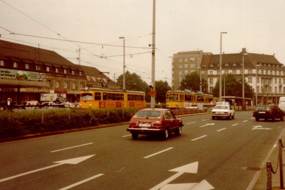 Karlsruhe sporvognslinje 7  på Hauptbahnhof (1982)