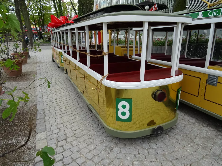 København Tivoli med modelbivogn 312 ved Linie 8 (2018)