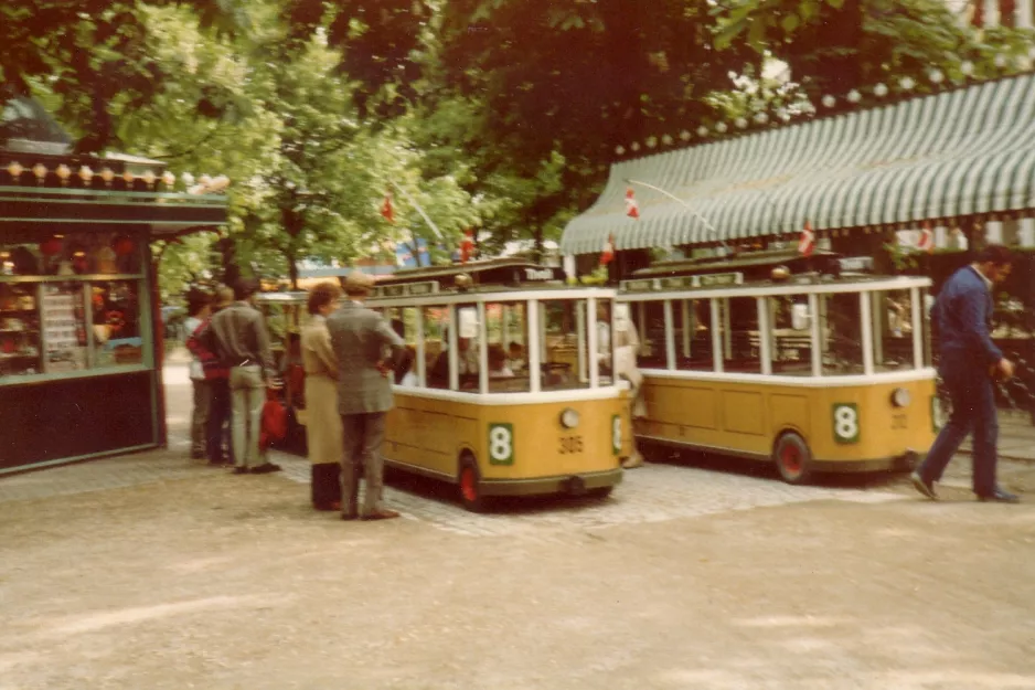 København Tivoli med modelmotorvogn 305 ved Linie 8 (1983)