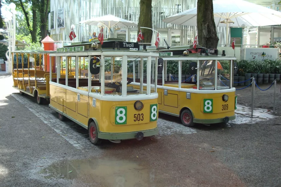 København Tivoli med modelmotorvogn 503 ved Linie 8 (2009)