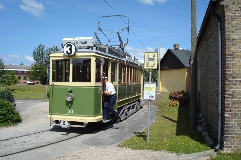 Malmø Museispårvägen med motorvogn 20 ved Bastionen (2009)