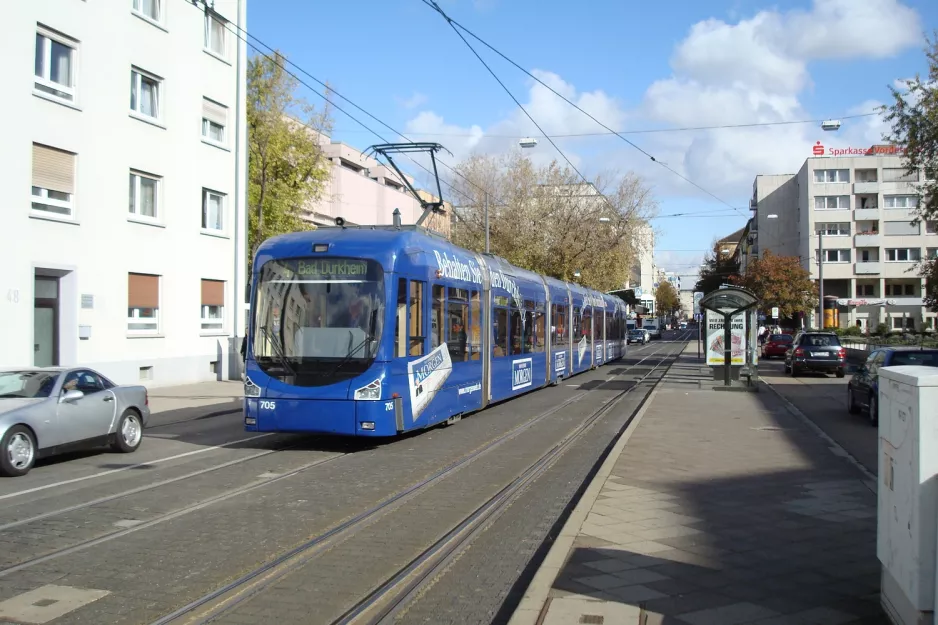 Mannheim regionallinje 4 med lavgulvsledvogn 705 ved Pfalzbau (Wilhelm-Hack-Museum) (2009)