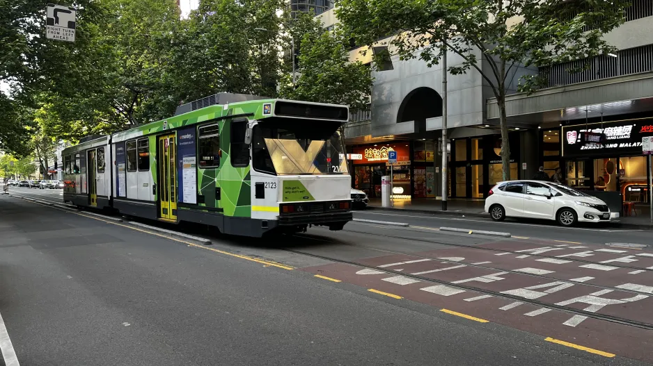 Melbourne ledvogn 2123 på Elizabeth Street (2024)