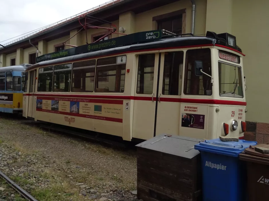 Naumburg (Saale) motorvogn 29 ved Naumburger Straßenbahn (2023)