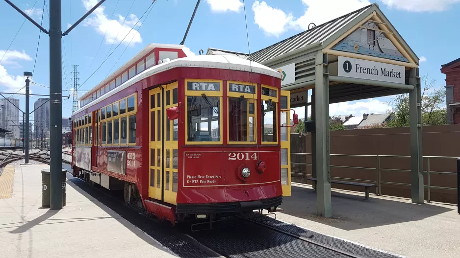 New Orleans linje 2 Riverfront med motorvogn 2014 ved French Market (2018)