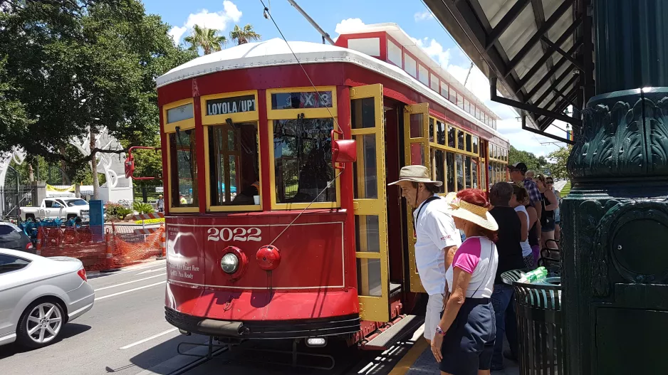 New Orleans linje 49 Riverfront med motorvogn 2022 ved N Rampart / St Ann (2018)