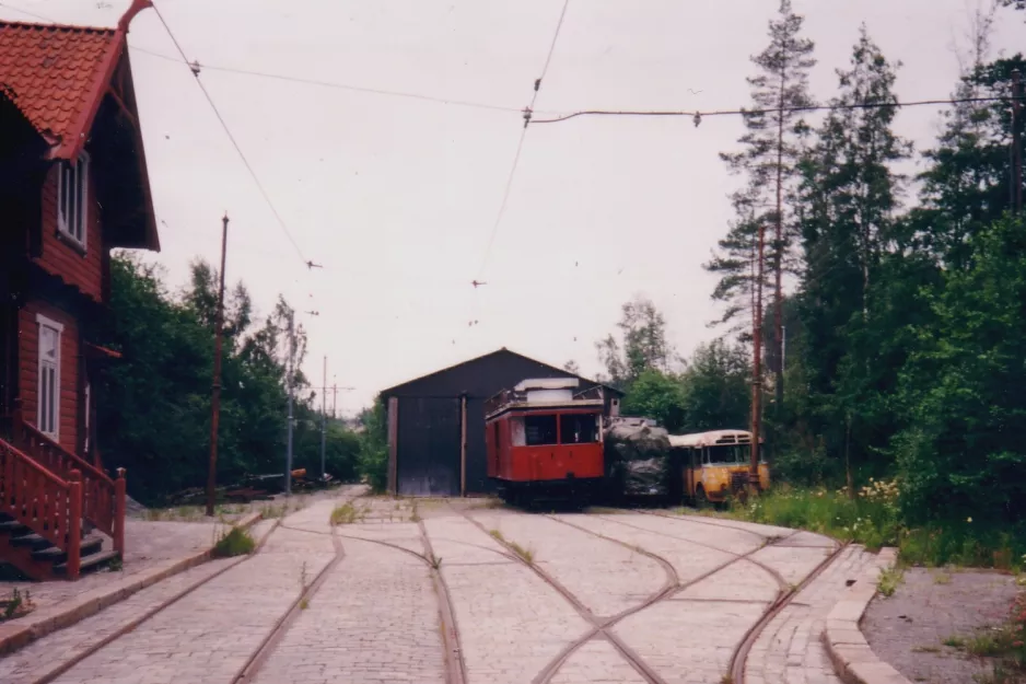 Oslo foran Vinterbro Elektriske Sporvei (1995)