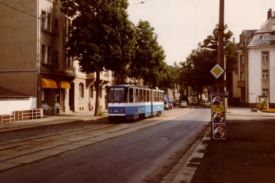 Plauen sporvognslinje 1 med ledvogn 207 nær Seumestr. (1990)