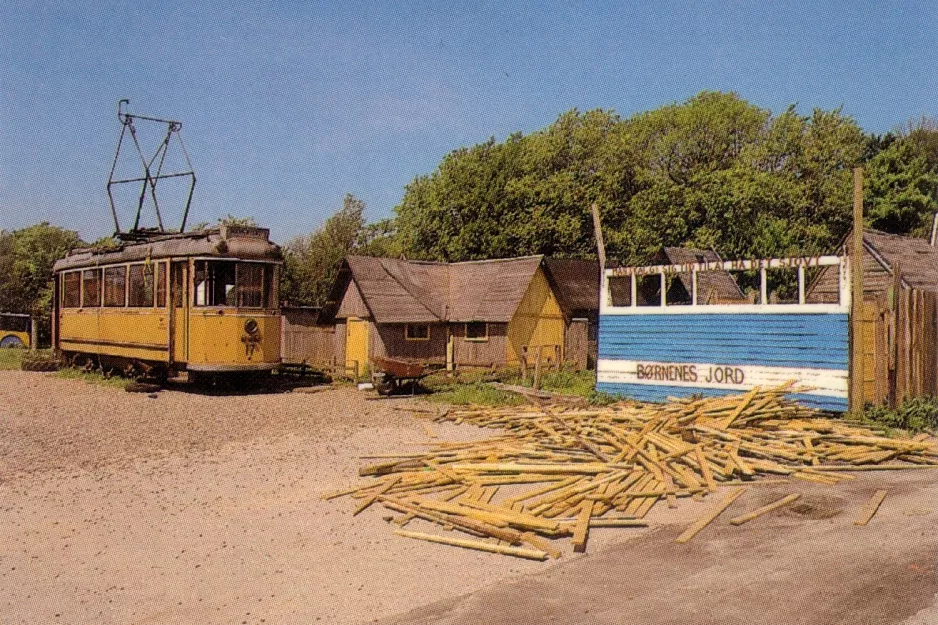 Postkort: Aarhus motorvogn 17 i Børnenes Jord (1973-1976)