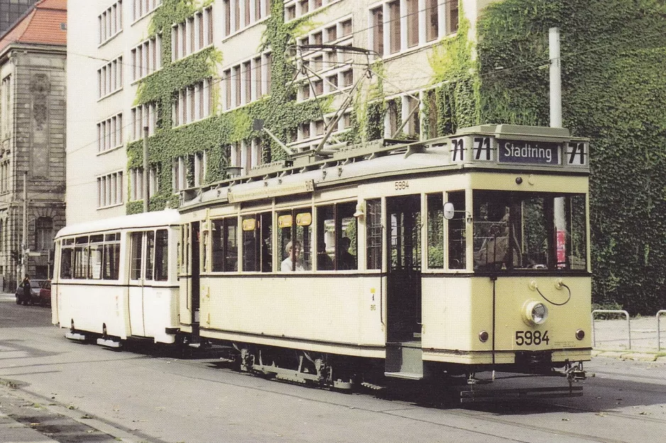 Postkort: Berlin Themenfahrten med motorvogn 5984 ved Mitte, Am Kupfergraben (2000)