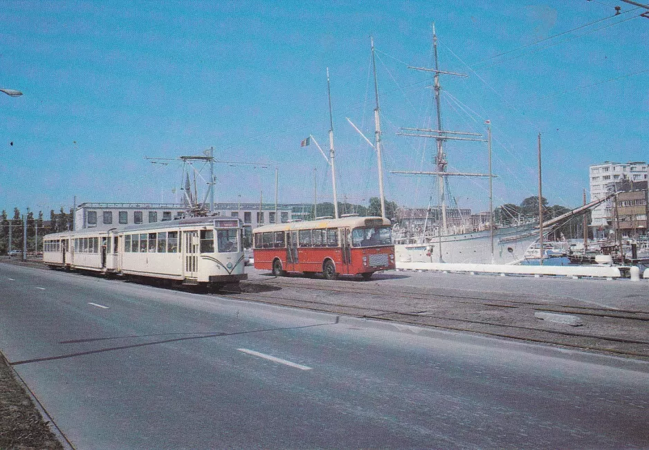 Postkort: Bruxelles De Kusttram  på Leopold III-laan (1990)