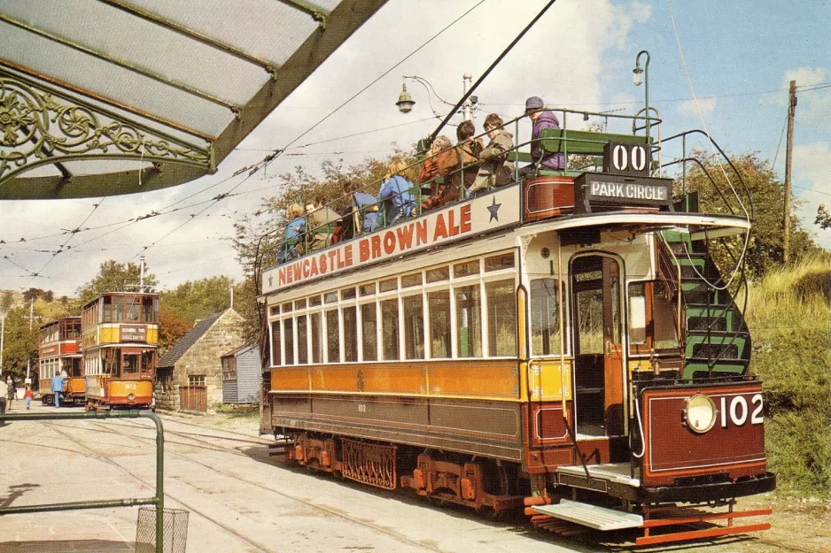 Postkort: Crich museumslinje med dobbeltdækker-motorvogn 102 på Tramway Village (1970)