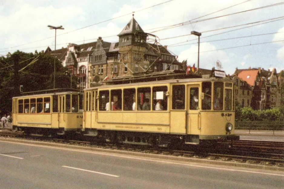 Postkort: Düsseldorf Stadtrundfahrten med motorvogn 583 nær Oberkasseler Brücke (1988)