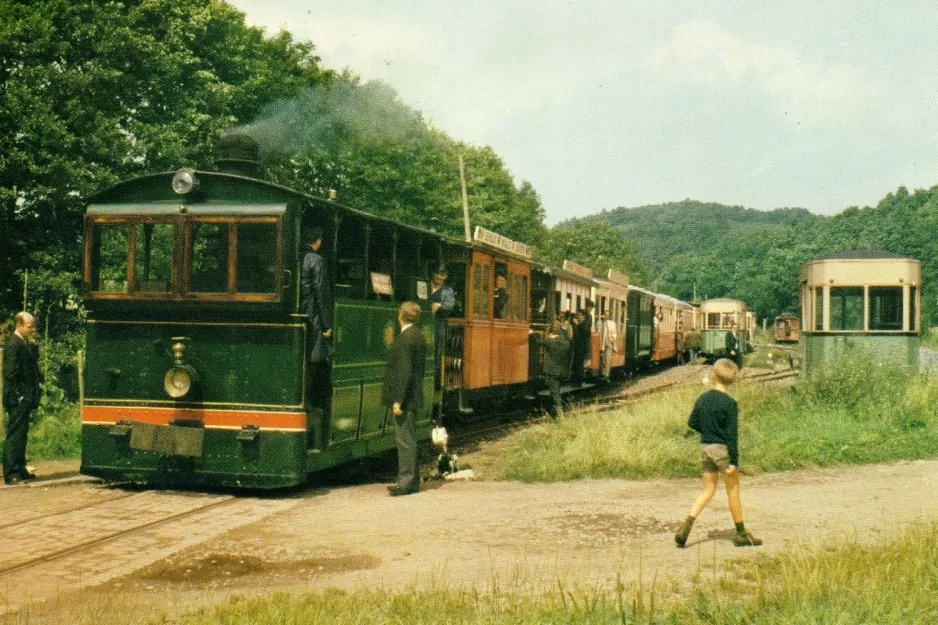 Postkort: Erezée med dampmotorvogn 1076 ved Gare d'Amonines (1970)