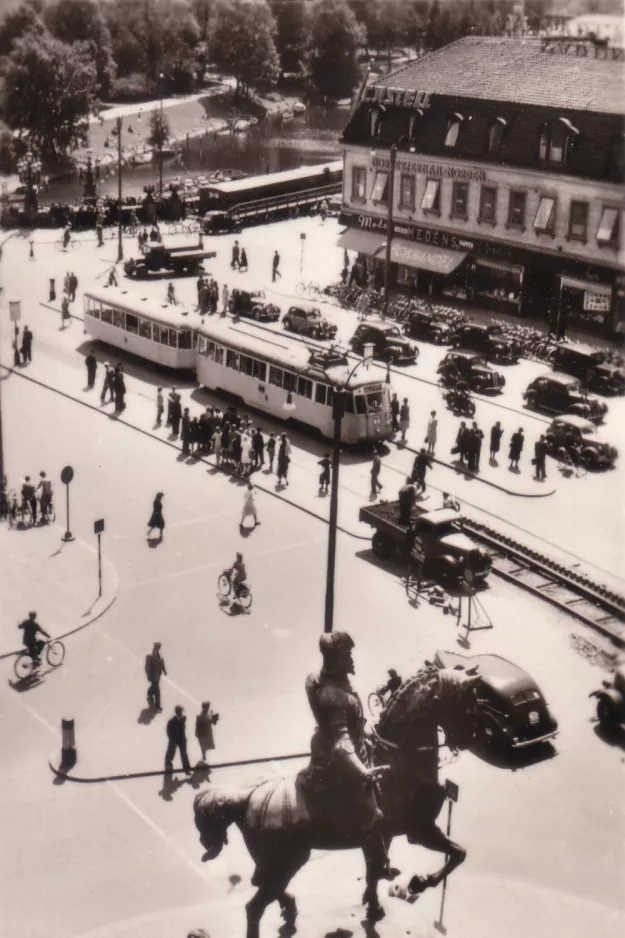 Postkort: Gøteborg sporvognslinje 5 ved Kungsportsplatsen (1953)