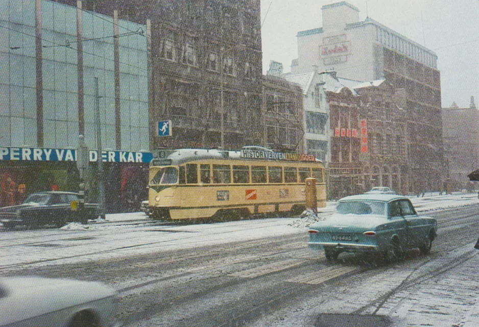 Postkort: Haag ekstralinje 8 med motorvogn 1145 på Spui (1972-1973)