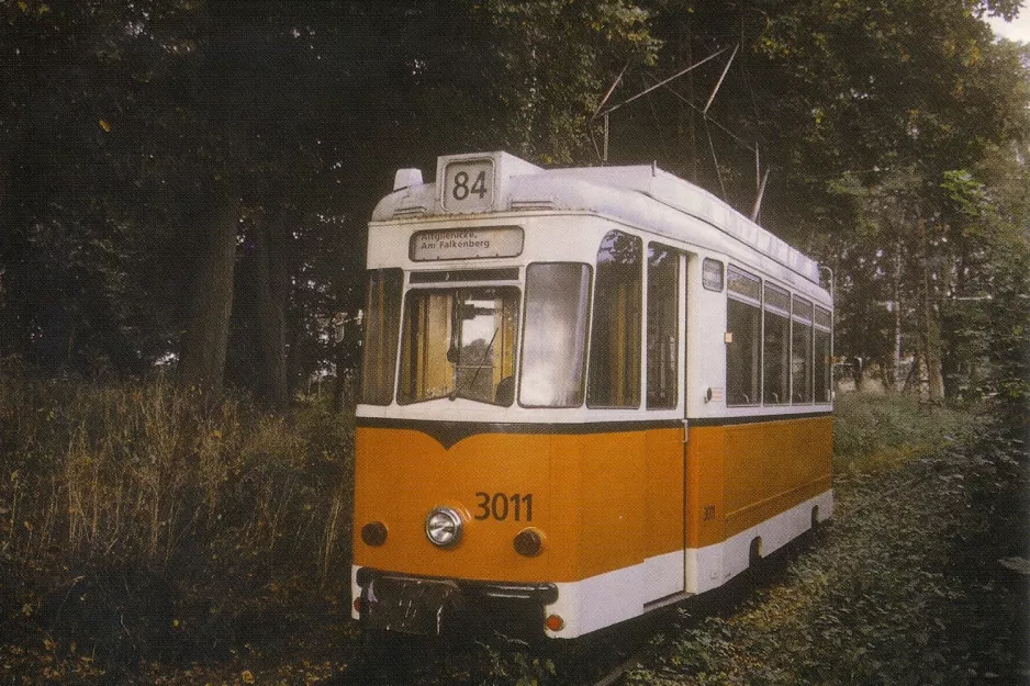 Postkort: Hannover Hohenfelser Wald med motorvogn 3011 udenfor Straßenbahn-Museum (1997)