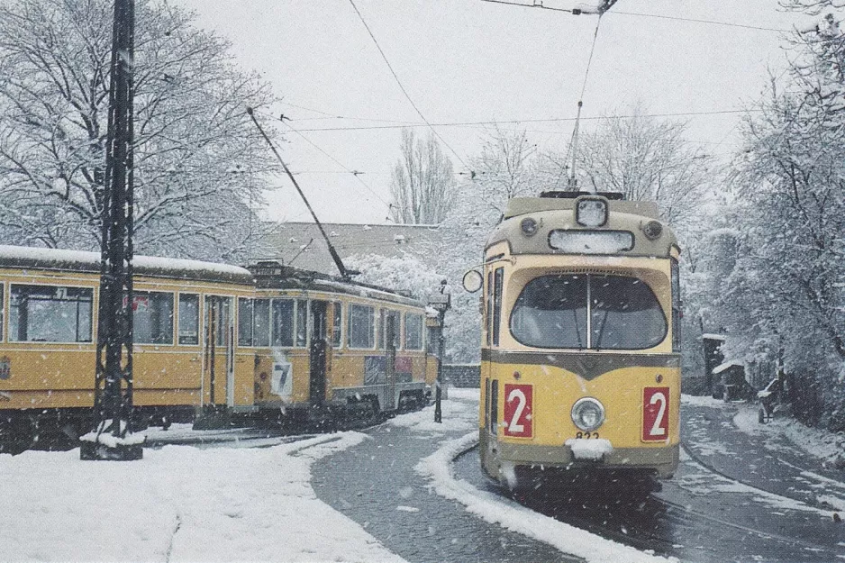 Postkort: København sporvognslinje 2 med ledvogn 833 ved Brønshøj (1961)