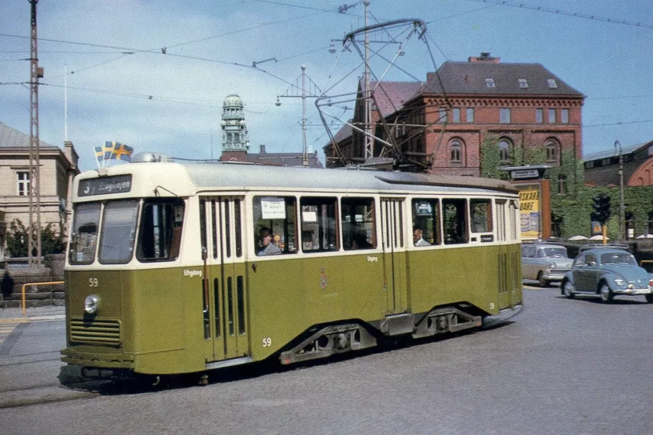 Postkort: Malmø sporvognslinje 3 med motorvogn 59 tæt på Centralstationen (1961)