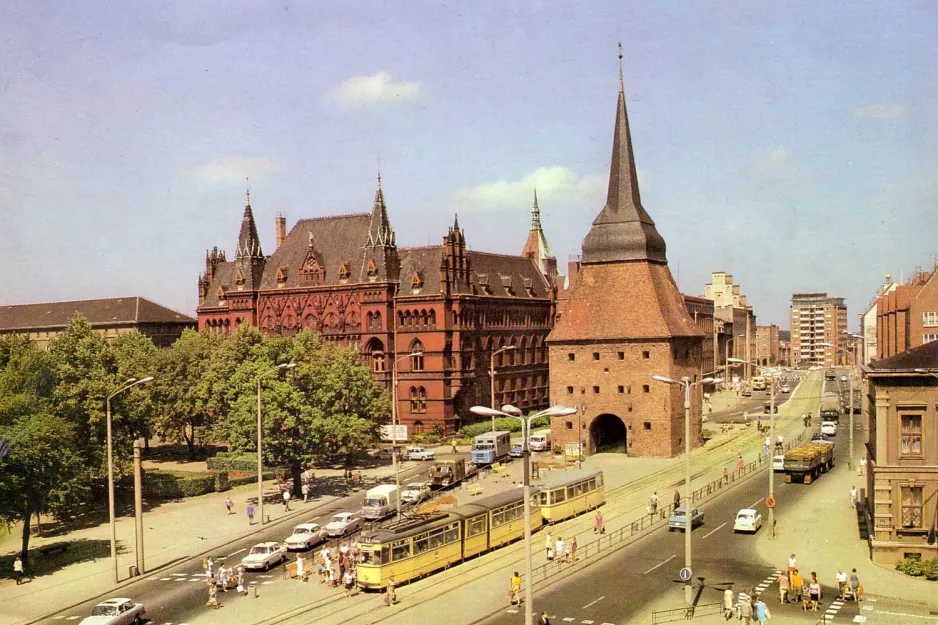 Postkort: Rostock foran Steintor IHK (1980)