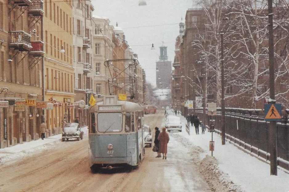 Postkort: Stockholm sporvognslinje 1 med motorvogn 477 ved Pilgatan (1963)