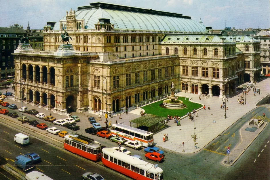 Postkort: Wien ved Oper, Karlsplatz U (1961)