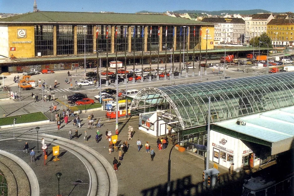 Postkort: Wien ved Westbahnhof (1987)