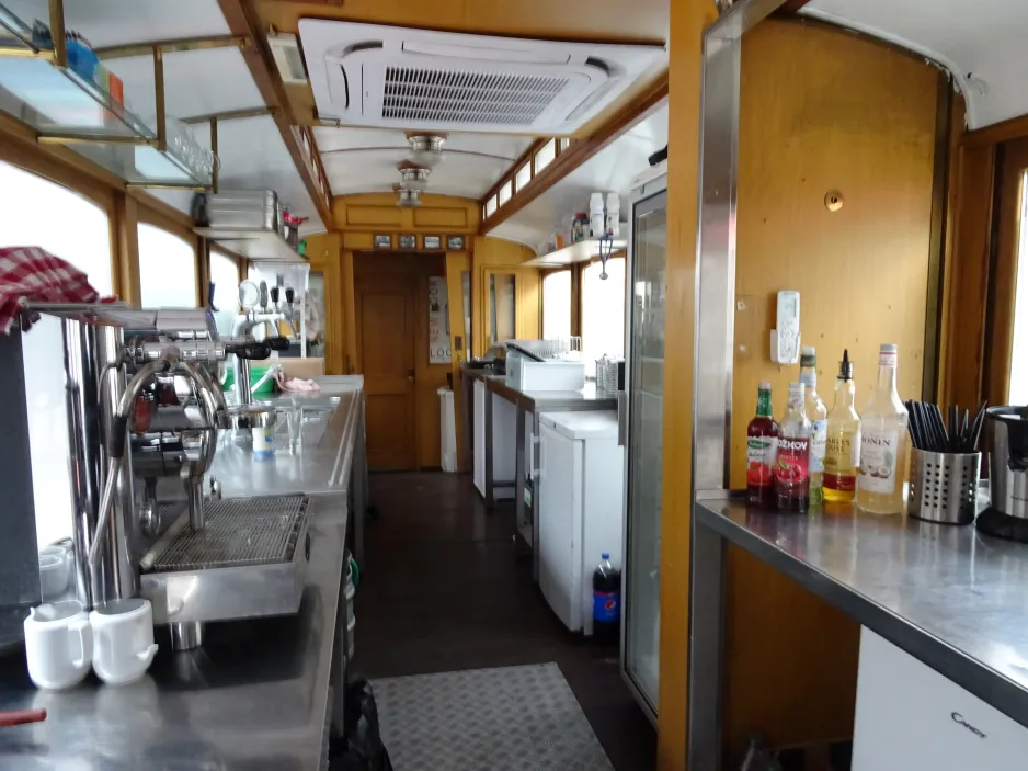 Prag motorvogn 2077 Café Tramvaj (2024)
